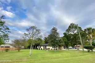 807 Maple St, Chipley, FL 32428 - Photo 9