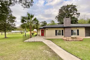807 Maple St, Chipley, FL 32428 - Photo 15