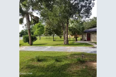 807 Maple Street, Chipley, FL 32428 - Photo 9