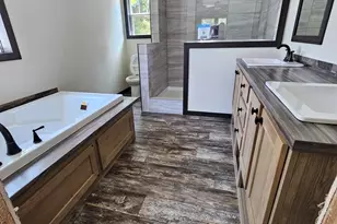 000 Southern Blvd, Alford, FL 32420 - Photo 13