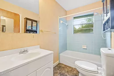 936 Carol Court, Chipley, FL 32428 - Photo 17