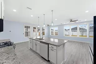 1712 Daffodil St, Panama City, FL 32405 - Photo 9