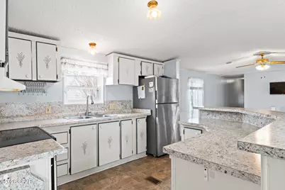 1623 Acre Circle, Panama City Beach, FL 32407 - Photo 7