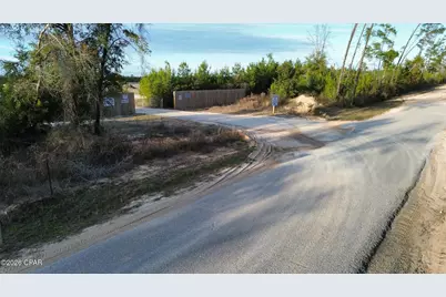 14201 Gainer Road, Youngstown, FL 32466 - Photo 3