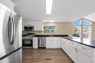 640 Lagoon Oaks Cir, Panama City, FL 32408 - Photo 9