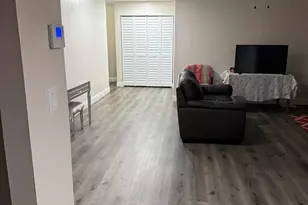 1021 8th Ave, Graceville, FL 32440 - Photo 5