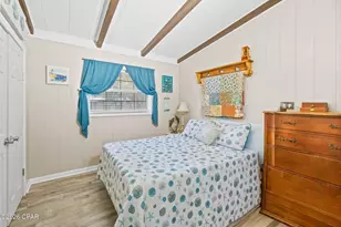 5395 Webb St, Graceville, FL 32440 - Photo 9