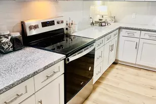 2201 W 27th St, Panama City, FL 32405 - Photo 11