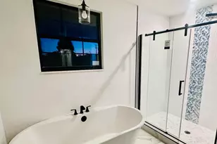 2201 W 27th St, Panama City, FL 32405 - Photo 23