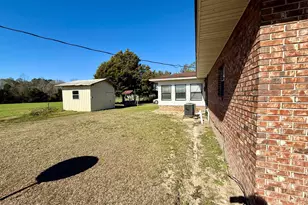 1652 Howell Williams Rd, Bonifay, FL 32425 - Photo 37