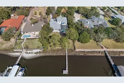 8127 N Lagoon Drive, Panama City, FL 32408 - Photo 73