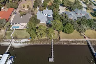 8127 N Lagoon Dr, Panama City, FL 32408 - Photo 73