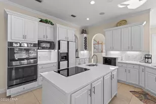 8127 N Lagoon Dr, Panama City, FL 32408 - Photo 17