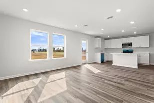 3127 Breezy Bay Ct, Southport, FL 32409 - Photo 7