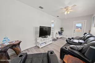 412 Lantana St, Panama City Beach, FL 32407 - Photo 9