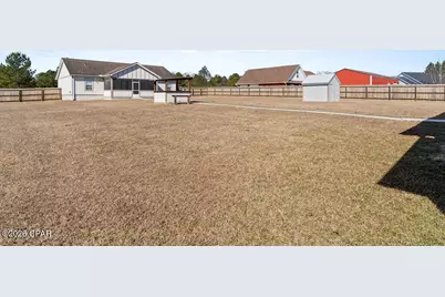 561 Lakepointe Drive, Chipley, FL 32428 - Photo 33