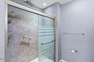 561 Lakepointe Dr, Chipley, FL 32428 - Photo 25