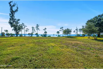 1108 W Beach Drive, Panama City, FL 32401 - Photo 13