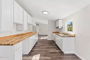 18300 Kayla Ct, Fountain, FL 32438 - Photo 19