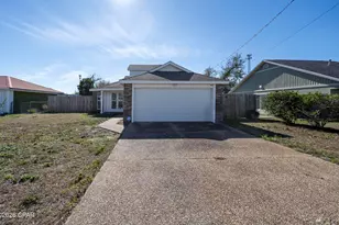 5318 Peppertree Ct, Panama City, FL 32404 - Photo 1