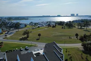 4725 Bay Point Rd, Panama City, FL 32408 - Photo 23