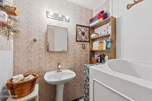 2686 Mona Ln, Alford, FL 32420 - Photo 43