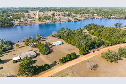 519 McPherson Drive, Alford, FL 32420 - Photo 21