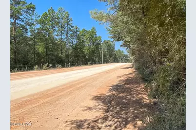 3902 Union Hill Road, Caryville, FL 32427 - Photo 7