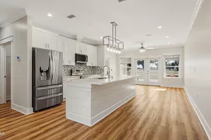 1719 Country Club Dr, Lynn Haven, FL 32444 - Photo 3