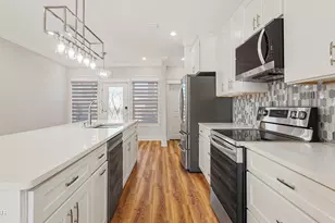 1719 Country Club Dr, Lynn Haven, FL 32444 - Photo 7