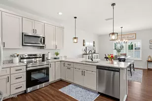 1301 E 8th St, Lynn Haven, FL 32444 - Photo 11