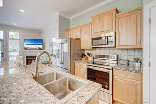 7428 Thomas Dr, Panama City, FL 32408 - Photo 9