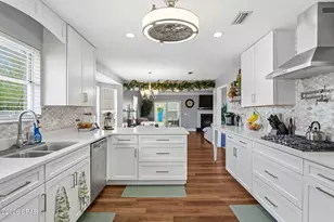 1805 Connecticut Ave, Lynn Haven, FL 32444 - Photo 15