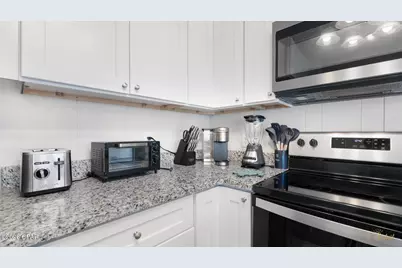 5814 Pinetree Avenue, Panama City Beach, FL 32408 - Photo 23