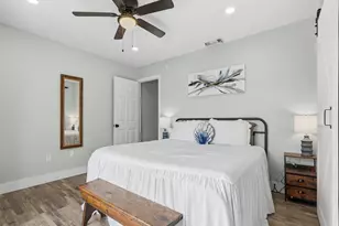 501 Granada Cir, Panama City Beach, FL 32413 - Photo 17