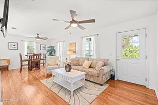 197 Palm Breeze Way, Port Saint Joe, FL 32456 - Photo 3