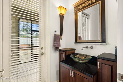 140 Cottonwood Circle, Lynn Haven, FL 32444 - Photo 23