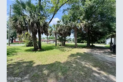 5295 Brown Street, Graceville, FL 32440 - Photo 5