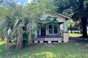 5295 Brown St, Graceville, FL 32440 - Photo 13