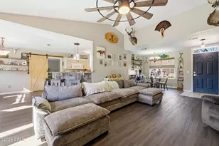 7165 Tannehill Dr, Pensacola, FL 32526 - Photo 9