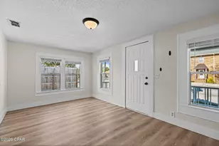 206 E 2nd Ct, Panama City, FL 32401 - Photo 9