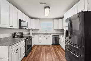 533 S Berthe Ave, Panama City, FL 32404 - Photo 11