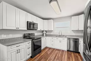 533 S Berthe Ave, Panama City, FL 32404 - Photo 11