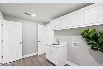 708 Venetian Way, Panama City, FL 32405 - Photo 17