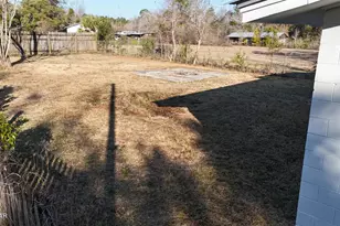 711 N Cotton St, Bonifay, FL 32425 - Photo 17