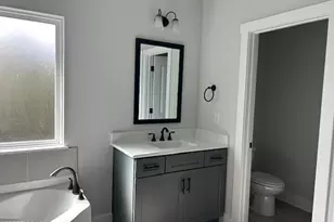 4215 Wood Duck Cv, Southport, FL 32409 - Photo 9