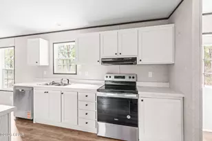 4326 Moss Hill Rd, Chipley, FL 32428 - Photo 9