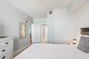 15928 Front Beach Rd, Panama City Beach, FL 32413 - Photo 33