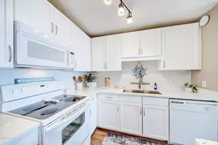 9860 S Thomas Dr, Panama City, FL 32408 - Photo 9