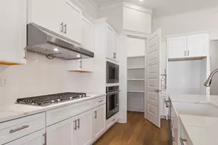 941 Crystal Bayou Blvd, Panama City Beach, FL 32407 - Photo 7